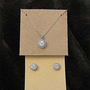 💕 Sterling Silver Diamond Necklace and Stud Earrings Gift Set